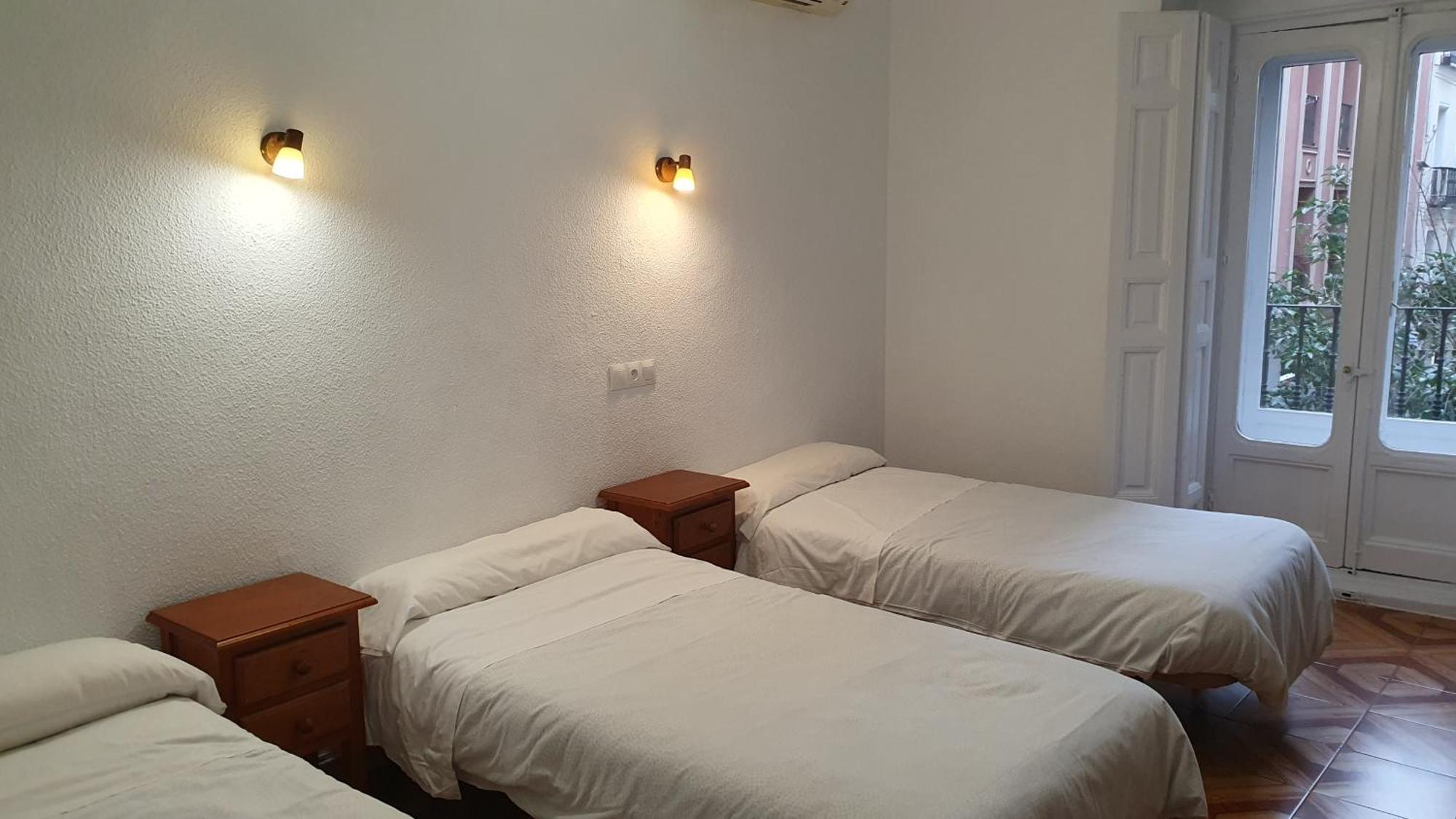 Hostal Ginebra -Madrid Centro Gran Via Sol- Zewnętrze zdjęcie